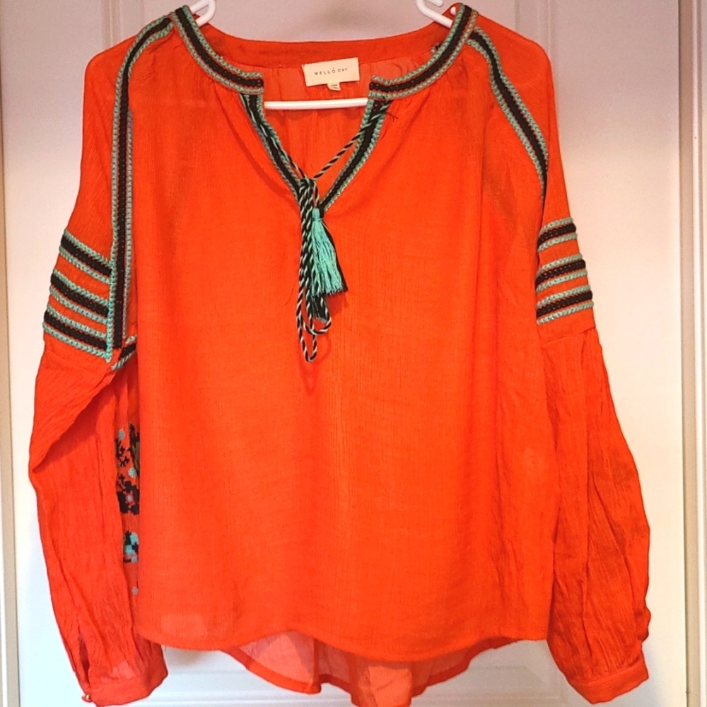 Melló Day Bright Embroidered Flowy Blouse